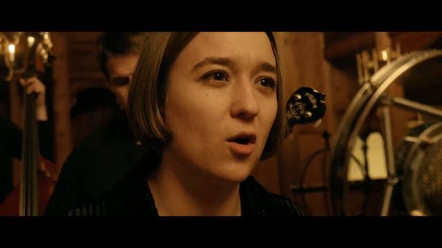 Hayde Bluegrass Orchestra - Everybody's Hurting (Jakob Dylan Cover)