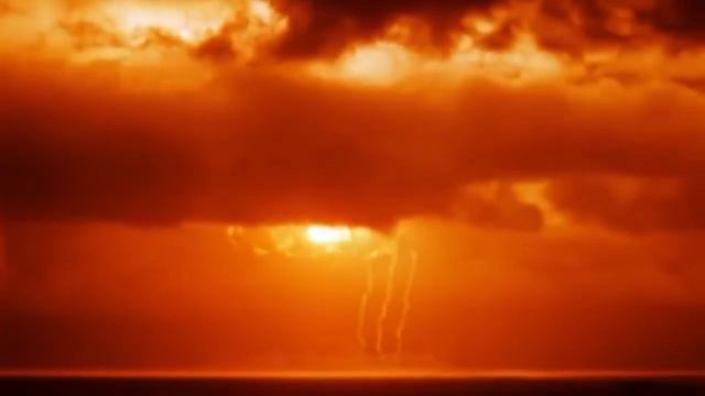 Ядерный взрыв. Подводная царь-бомба. Ядерный гриб. Nuclear explosion. Mushroom cloud смотреть онлайн