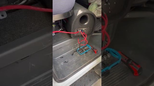 Сабвуфер 1600 ватт 8 дюймов смотреть онлайн