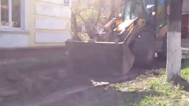 На ул.С-Щедрина делают новый тротуар смотреть онлайн