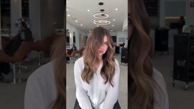 Окрашивание волос Шатуш #колорист #окрашивание #контуринг #парикмахер #shatush #airtouch #шатуш смотреть онлайн