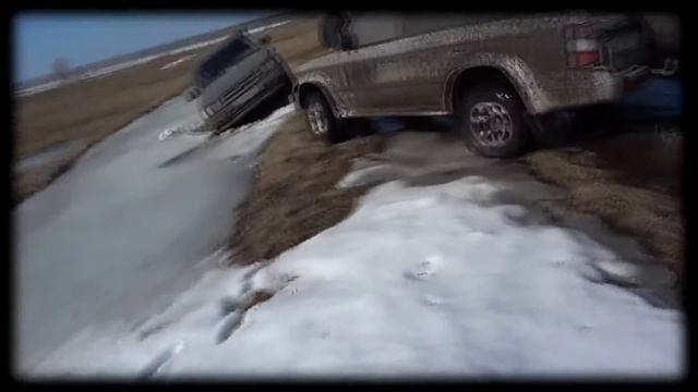 Провалились под лёд ... смотреть онлайн