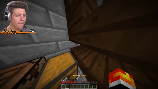 MINECRAFT HIDE AND SEEK! | HOW TO TRAP A SEEKER! - Minecraft Mods смотреть онлайн