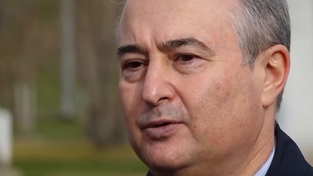 МИНИСТР, КОТОРЫЙ МЫСЛЯМИ НЕ С РОССИЕЙ смотреть онлайн