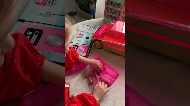 Распаковка гигантской LOL машины! Подарок на День рождения! #lol #lolsurprise