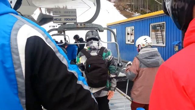 Буковель (очередь на подъёмник)