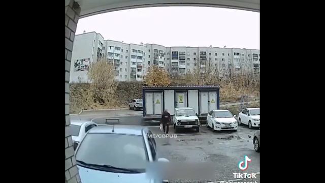 НЕАДЕКВАТНЫЕ ВОДИТЕЛИ ПОДБОРКА | Перепутали педали смотреть онлайн