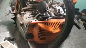 Ремонт китайской бензопилы( БП-;4500) ,не поступает бензин в цилиндр  ,не заводиться