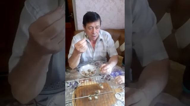 Блюдо из виноградных улиток смотреть онлайн