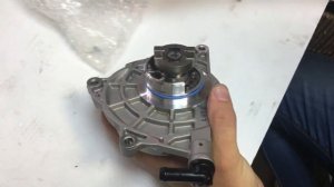 Насос вакуумный Киа Соренто, Хендай Гранд Старекс