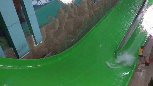 аквапарк ЮРСКОГО ПЕРИОДА КИЕВ - DREAM ISLAND смотреть онлайн