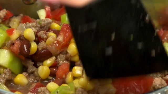Мексиканский суп с мясом и овощами смотреть онлайн