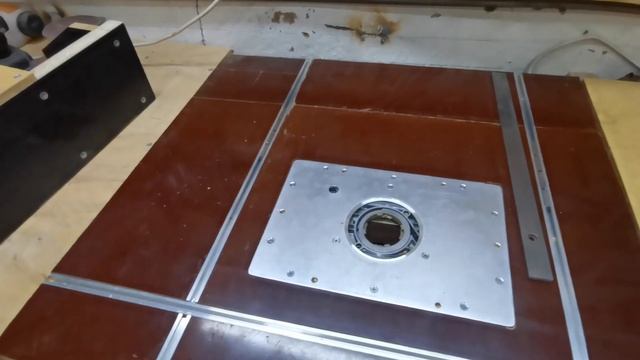 Параллельный упор для фрезера. Суета в мастерской 0003. смотреть онлайн