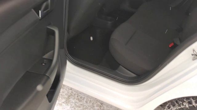 VOLKSWAGEN POLO 2020, 1.6 MT смотреть онлайн