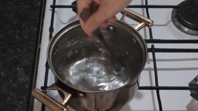 Яйцо пашот, вкусный завтрак за 5 минут! смотреть онлайн