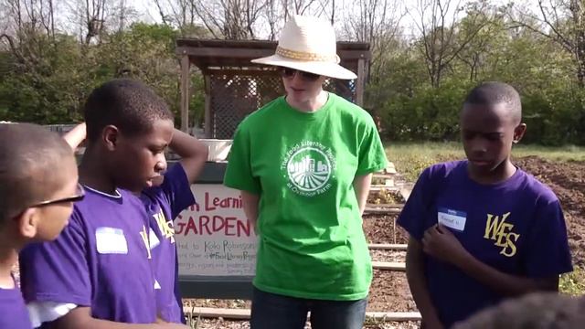 Now I love asparagus! The Food Literacy Project at Oxmoor Farm 2014 HD смотреть онлайн