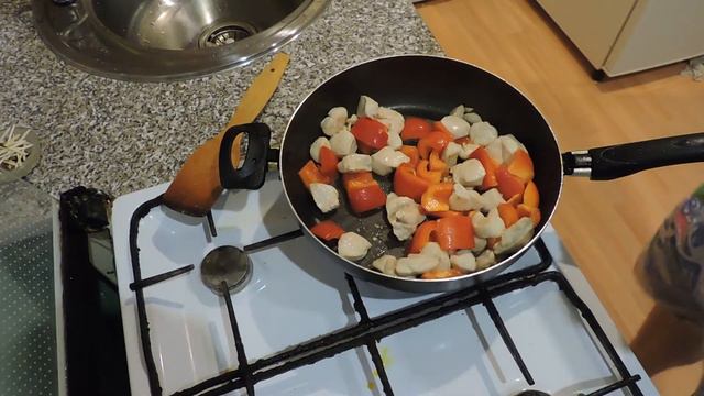 Курица в кисло-сладком соусе смотреть онлайн