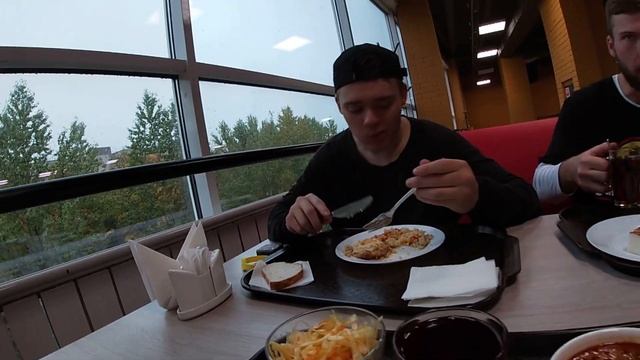 ВОРВАЛИСЬ в КРЫТЫЙ СКЕЙТ-ПАРК | ТРЮКИ на НОВОМ БМХ | ЯРОСЛАВЛЬ BMX RIDING смотреть онлайн