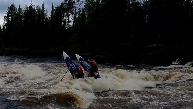 Река Тумча, порог Яма, К2, вид с берега. смотреть онлайн