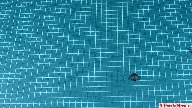 Божья коровка из пластиковых ложек смотреть онлайн