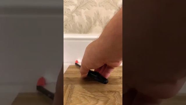 Потом ставишь шкаф к стене и забываешь какого цвета плинтус? смотреть онлайн