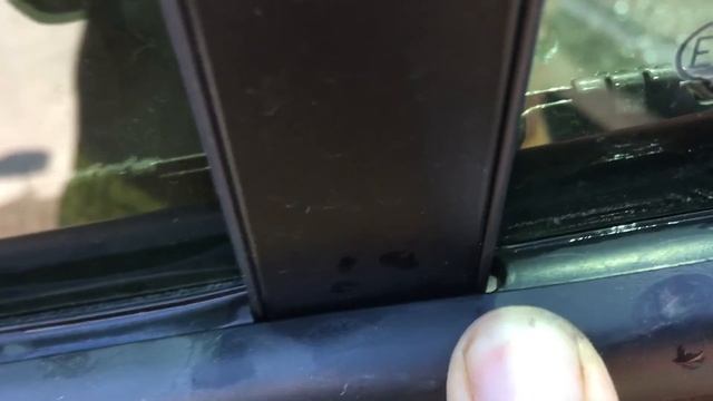 Течь воды в двери Рено ч.2 смотреть онлайн