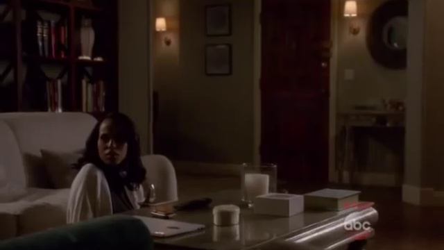 Fitz takes Olivia out on their first public date смотреть онлайн
