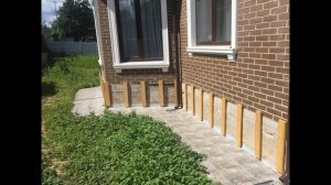 Отделка цоколя фасадными панелями под ключ