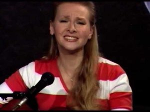 Б. Окуджава, После дождичка. Поёт Галина ХОМЧИК