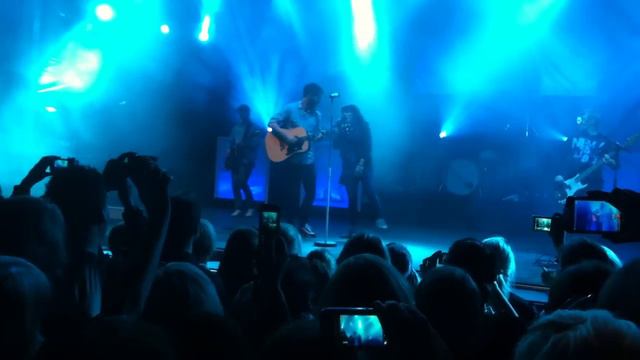 Revolverheld &Marta-Halt dich an mir fest.-Jagdschloss Herdringen-Zauberhafte Abende-19.08.11 смотреть онлайн