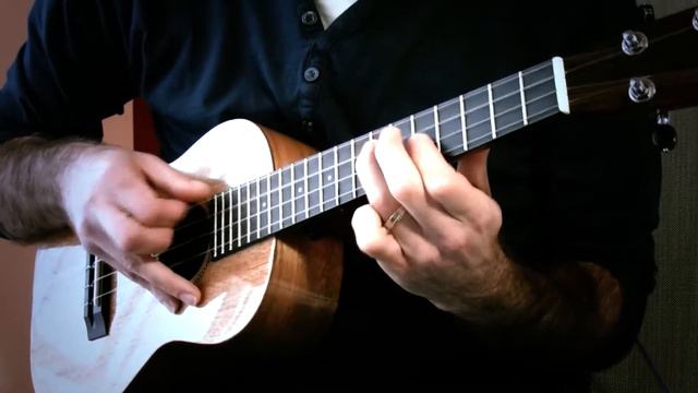 Crazy Little Thing Called Love - QUEEN (UKULELE COVER) смотреть онлайн