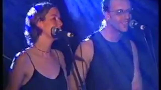 Christian sings with Marla Glen смотреть онлайн