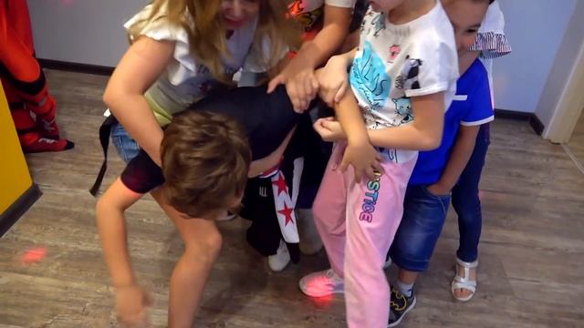 Такого ПОДАРКА Камиль НЕ ЖДАЛ? Кто ПРИШЕЛ На День Рождения? смотреть онлайн