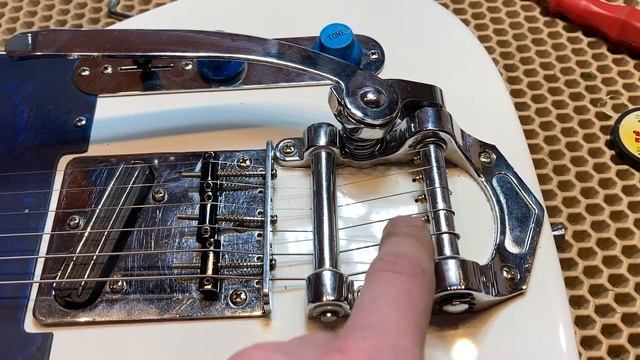 Косячный бигсби на телекастере