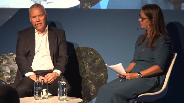 Meet David Burling, CEO Markets & Airlines at TUI Group смотреть онлайн