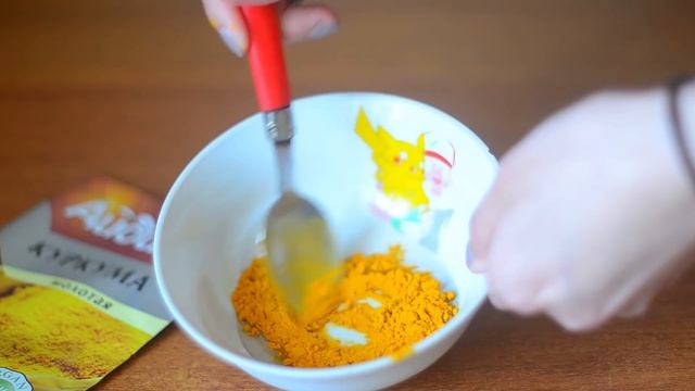 Отбеливание зубов куркумой в домашних условиях - Лайфхак от Айдиго! смотреть онлайн