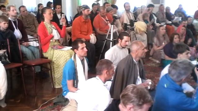 "Гопинатх". Поёт Тривени дэви даси, скрипка - Рупа Кишори дэви даси смотреть онлайн