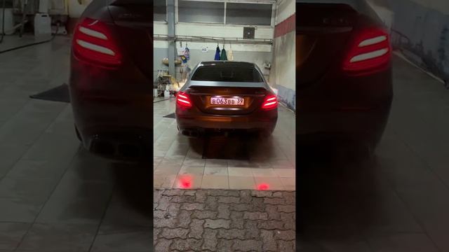 E63S AMG W213 Catless Downpipes And Brabus Exhaust Sound