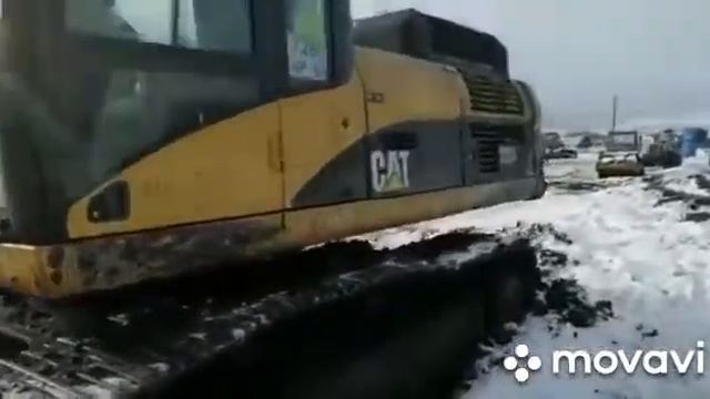 Диагностика двигателя CAT C9 на экскаваторе CATERPILLAR 330DL смотреть онлайн
