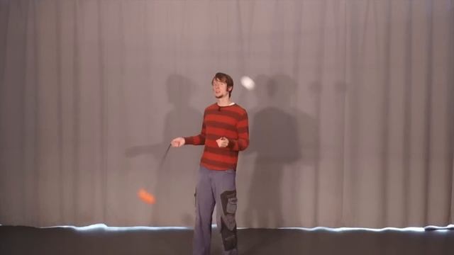 Poi 3-beat Weave (Basic Poi Spinning Tutorial) смотреть онлайн