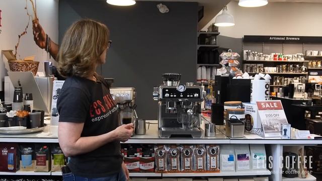 COMPARISON: Breville Barista Express vs. Delonghi La Specialista! Which Should You Buy? смотреть онлайн