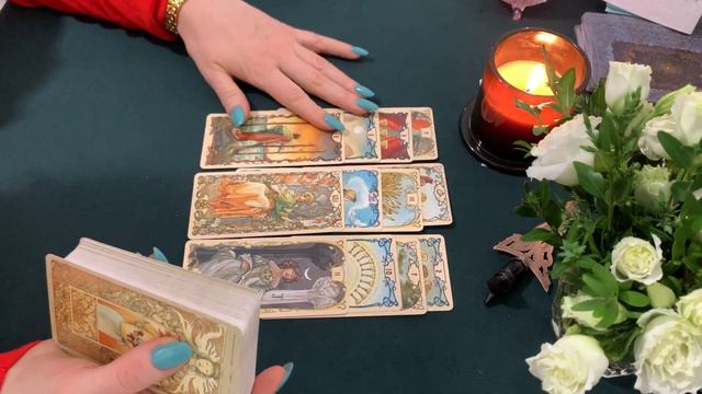 Для женщин. Что и кто у него в мыслях? #тароотношений #таролюбви #гаданиенатаро #гаданиенакартах смотреть онлайн