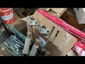 Замена заднего амортизатора Авео Т300 Chevrolet Aveo T300