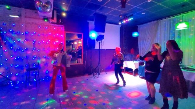 ЛЕНА ГРАД - АККОРДЕОН МИКС, LENA GRAD AccordionMIX "Will Rock You" смотреть онлайн