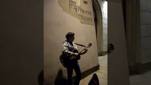 Поляк співає БЄЛИЄ РОЗИ