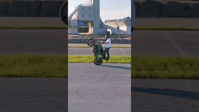 Stunt #ćpajżycie Warszawa смотреть онлайн