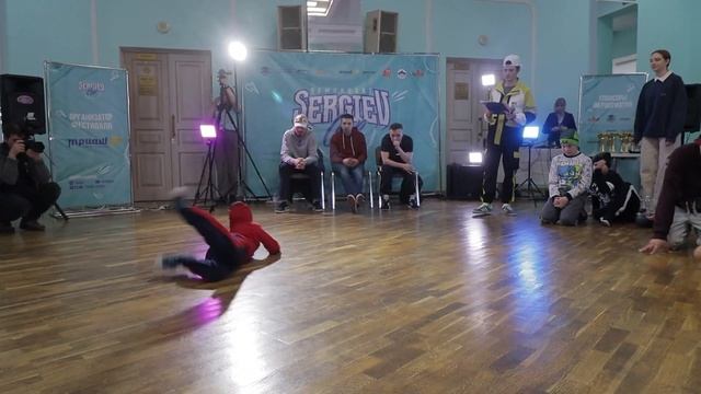 БАТЛ SERGIEV CUP 2022 - BREAK DANCE 26 смотреть онлайн