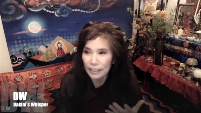 Sensing the Five Energies - Invitation to the Five Dakinis Practice смотреть онлайн