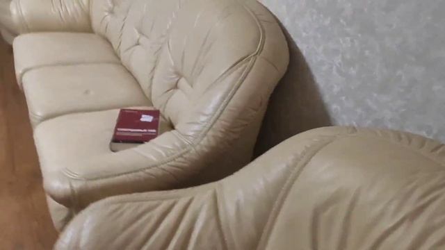 Обзор для авито. Диван и 2 кресла завод "Пинскдрев". Натуральная кожа. смотреть онлайн