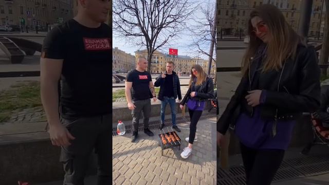 Шашлыки в Питере на Сенной смотреть онлайн
